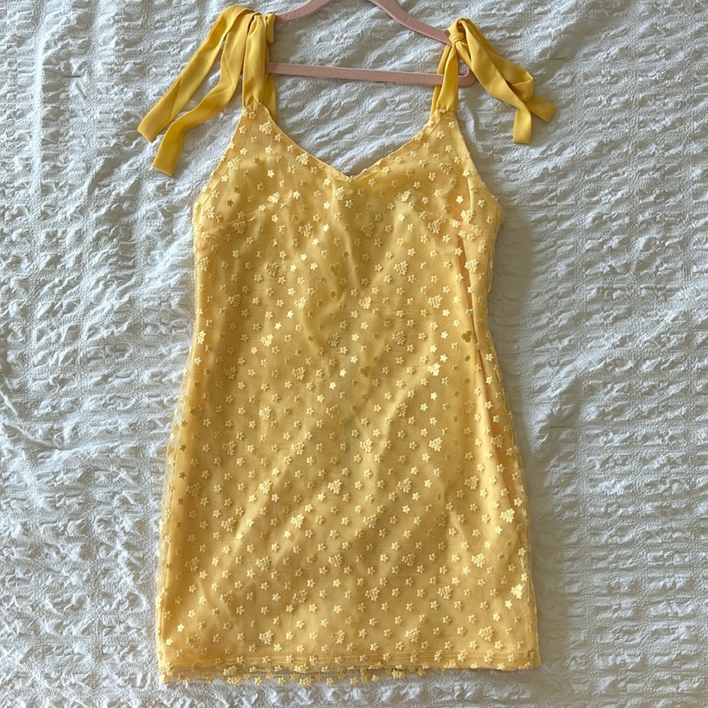 Francesca's Collections Yellow Mini Dress